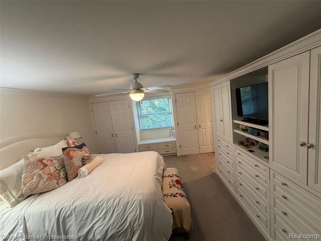 31925 Olde Franklin Drive, Farmington Hills, MI 48334