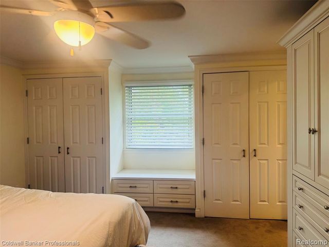 31925 Olde Franklin Drive, Farmington Hills, MI 48334