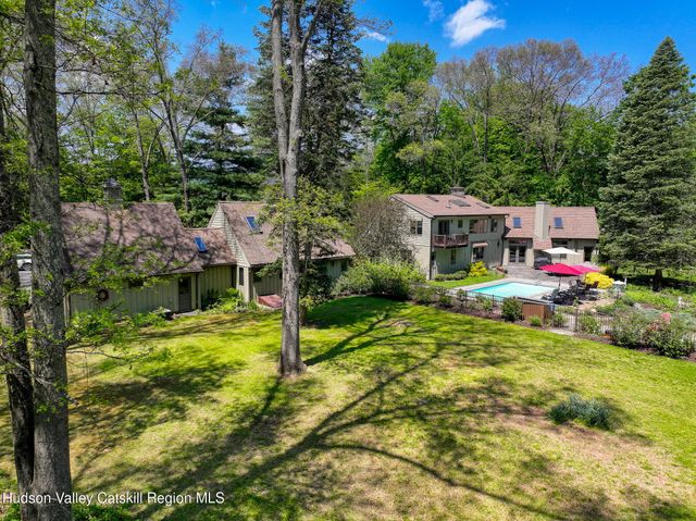 96 Plains Road, New Paltz, NY 12561