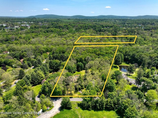 96 Plains Road, New Paltz, NY 12561