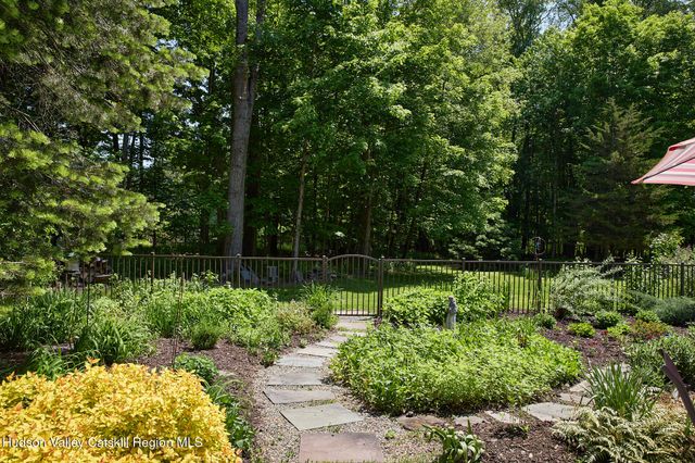 96 Plains Road, New Paltz, NY 12561