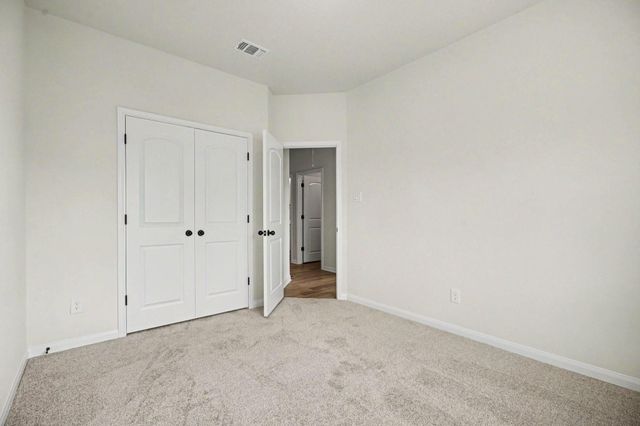 6 Cattle Dr, Bay City, TX 77414