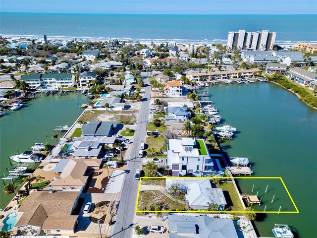 322 LA HACIENDA DRIVE, Indian Rocks Beach, FL 33785