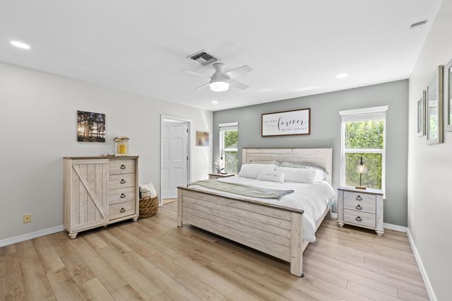 6861 SW 17th Street, Plantation, FL 33317