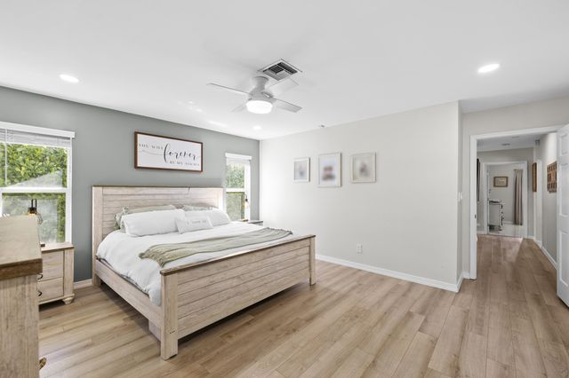 6861 SW 17th Street, Plantation, FL 33317