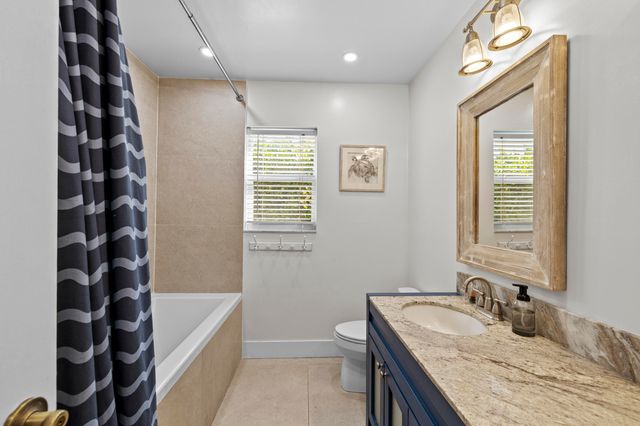 6861 SW 17th Street, Plantation, FL 33317