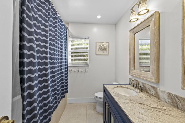 6861 SW 17th Street, Plantation, FL 33317