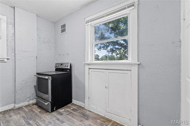 6538 Julian Avenue, St Louis, MO 63133