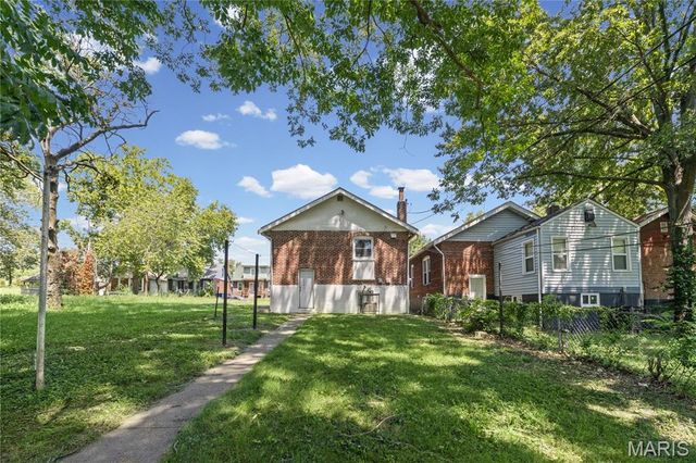 6538 Julian Avenue, St Louis, MO 63133