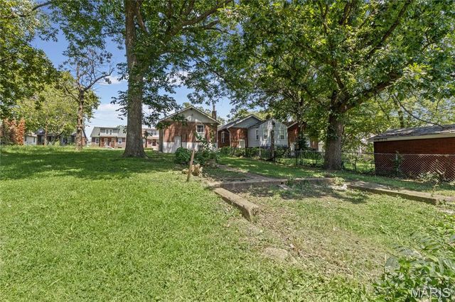 6538 Julian Avenue, St Louis, MO 63133