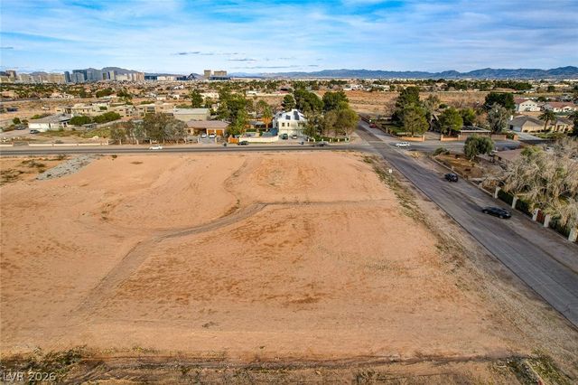 South Torrey Pines Dr, Las Vegas, NV 89113