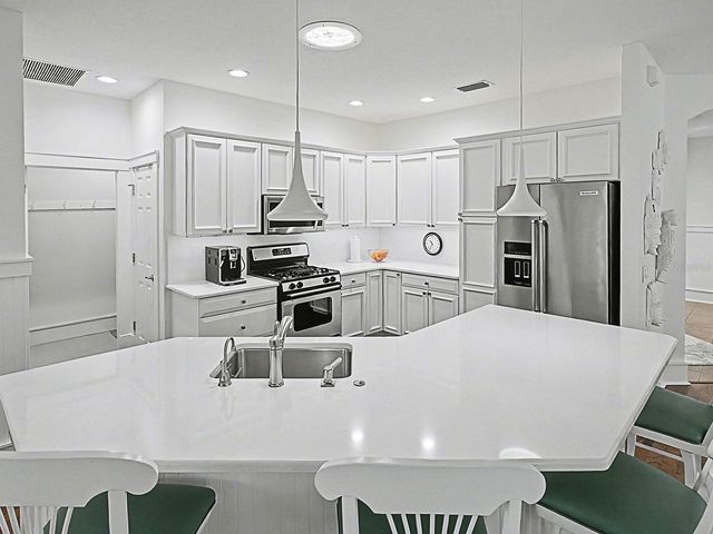 1039 COTTAGE DRIVE, The Villages, FL 32162