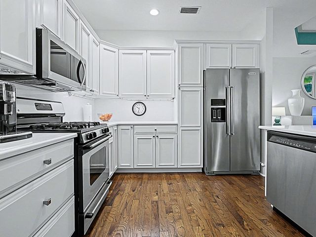 1039 COTTAGE DRIVE, The Villages, FL 32162