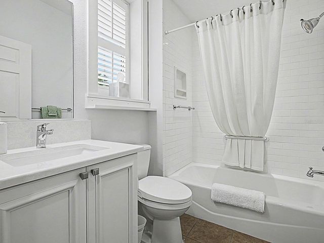 1039 COTTAGE DRIVE, The Villages, FL 32162