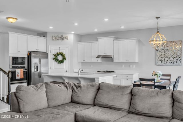 66 Bradshaw Drive, Manahawkin, NJ 08050