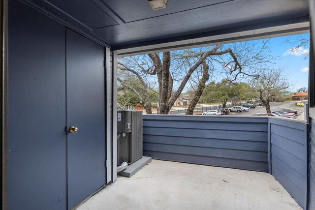 2500 Burleson RD 710, Austin, TX 78741