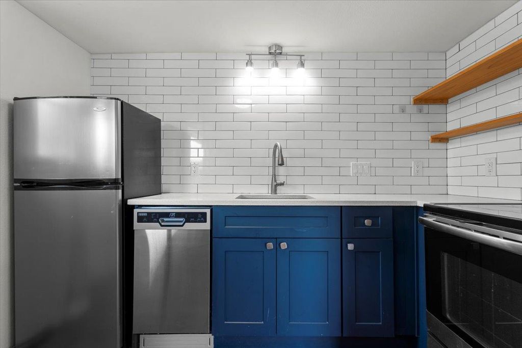 2500 Burleson RD 710, Austin, TX 78741