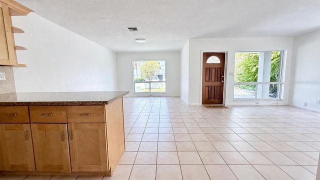 620 NE 19th Avenue N, Deerfield Beach, FL 33441