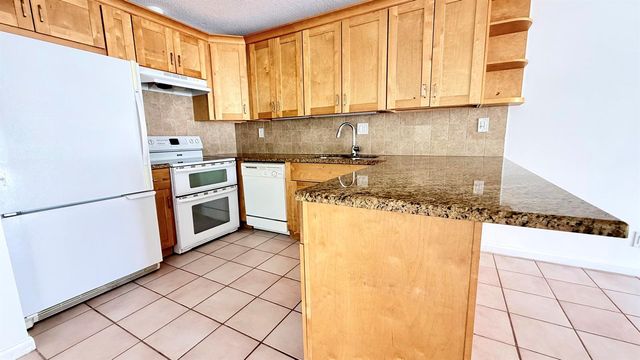 620 NE 19th Avenue N, Deerfield Beach, FL 33441