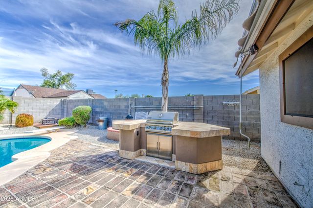 18413 N 55th Lane Lane, Glendale, AZ 85308