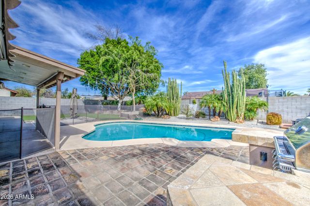 18413 N 55th Lane Lane, Glendale, AZ 85308