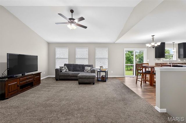 127 Liberty Grove Drive, Wentzville, MO 63385