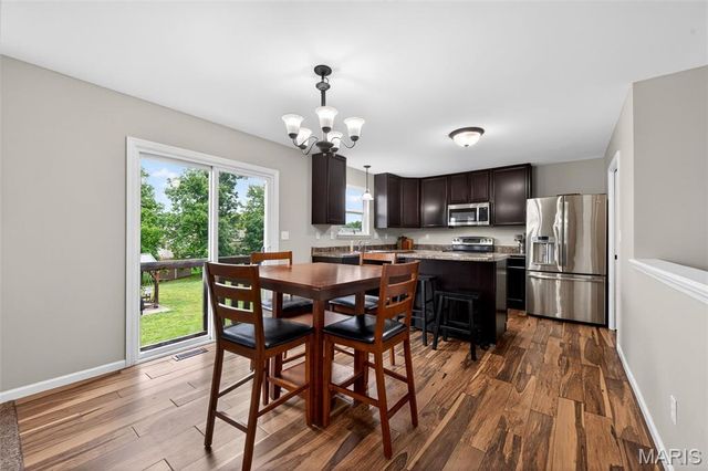127 Liberty Grove Drive, Wentzville, MO 63385