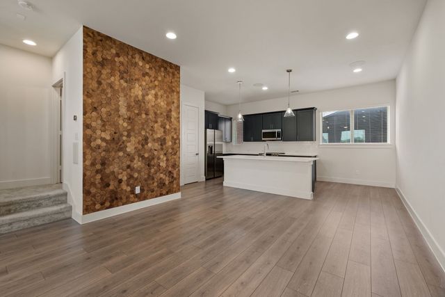 1733 W Cantey Street, Fort Worth, TX 76110