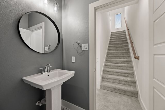 1733 W Cantey Street, Fort Worth, TX 76110