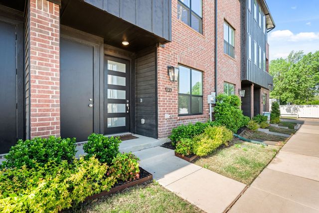 1733 W Cantey Street, Fort Worth, TX 76110