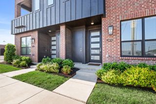 1733 W Cantey Street, Fort Worth, TX 76110