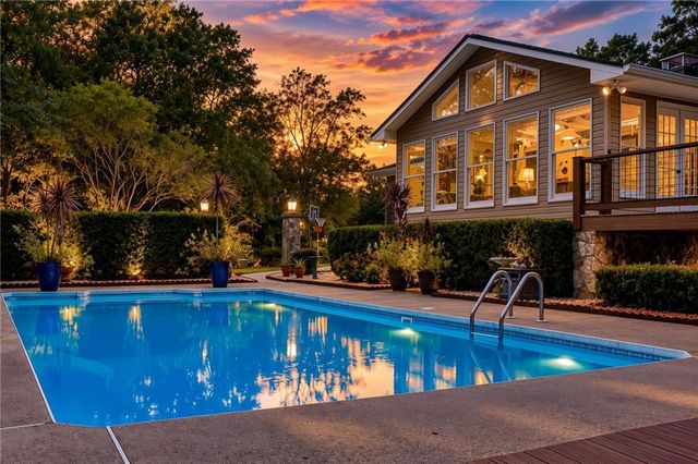 192 Athens Boat Club Road, Dawsonville, GA 30534