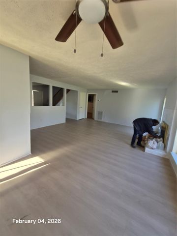 2923 Edgewood Drive, Sugar Land, TX 77479