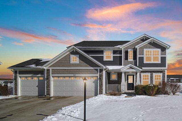 8825 Marquette Street, St. John, IN 46373