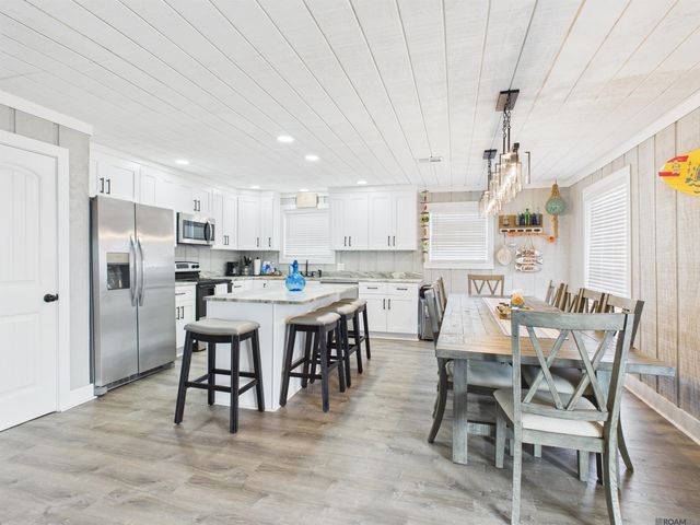 2919 Highway 1, Grand Isle, LA 70358