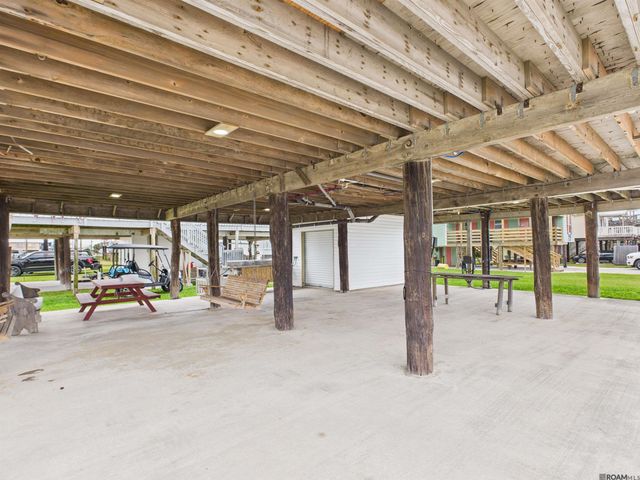 2919 Highway 1, Grand Isle, LA 70358