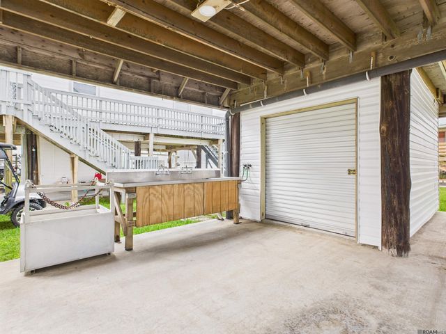 2919 Highway 1, Grand Isle, LA 70358