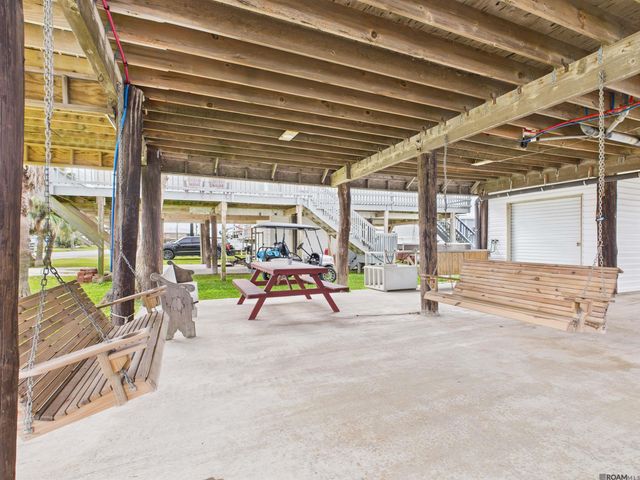 2919 Highway 1, Grand Isle, LA 70358