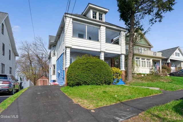 2422 Lavin Court, Troy, NY 12180