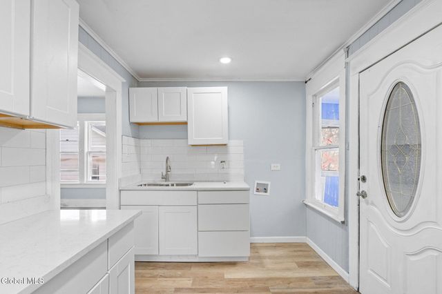 2422 Lavin Court, Troy, NY 12180