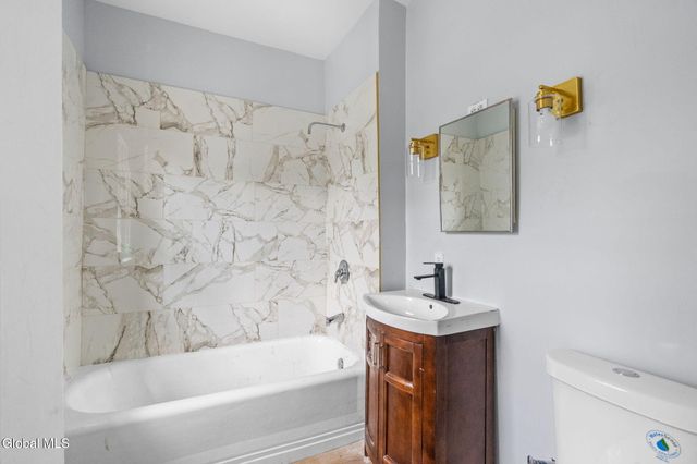 2422 Lavin Court, Troy, NY 12180