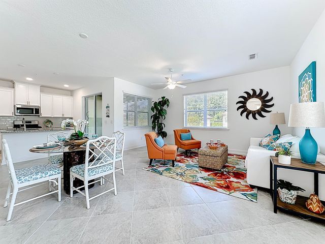 259 Grand Ravine Dr, St Augustine, FL 32086