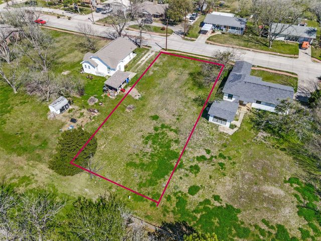 1023 N Houston, Royse City, TX 75189