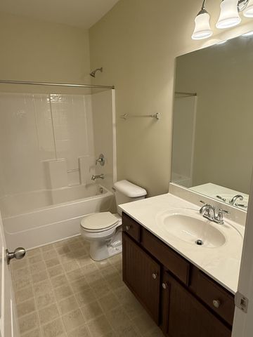 1629 Robindale Dr, Hermitage, TN 37076