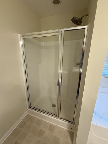 1629 Robindale Dr, Hermitage, TN 37076