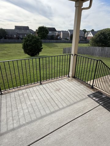 1629 Robindale Dr, Hermitage, TN 37076