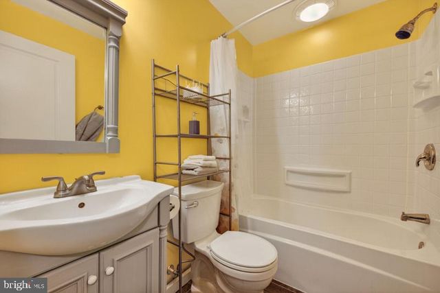 2209 FIELDBROOK LN, Mount Airy, MD 21771