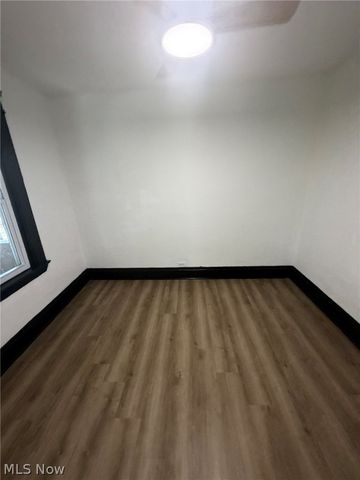 2791 E 127th Street UP, Cleveland, OH 44120