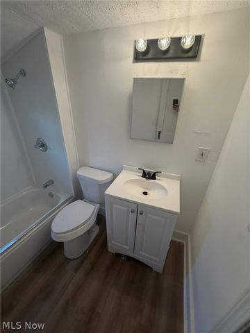 2791 E 127th Street UP, Cleveland, OH 44120