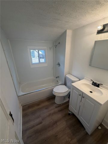 2791 E 127th Street UP, Cleveland, OH 44120